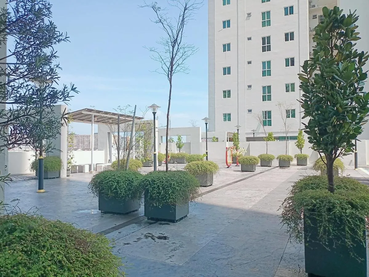 Apartment Deluxe Suites 4, 2-5 Pax, Netflix, Georgetown Jelutong