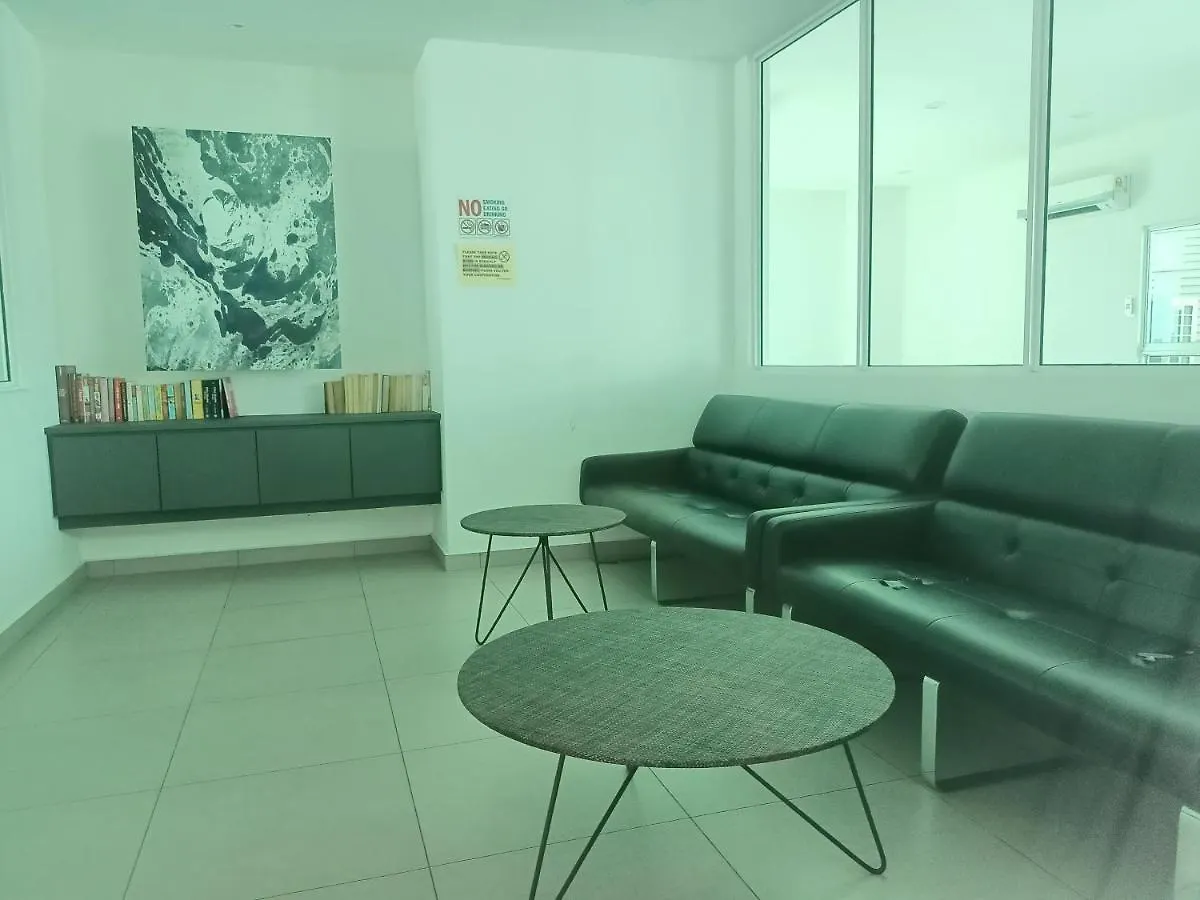 Apartment Deluxe Suites 4, 2-5 Pax, Netflix, Georgetown Jelutong